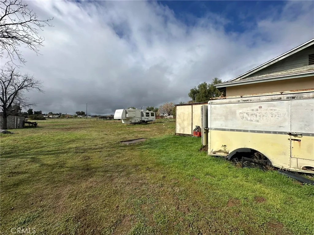 27890 Greenwald Avenue, Perris, California 92570 home-pic-4