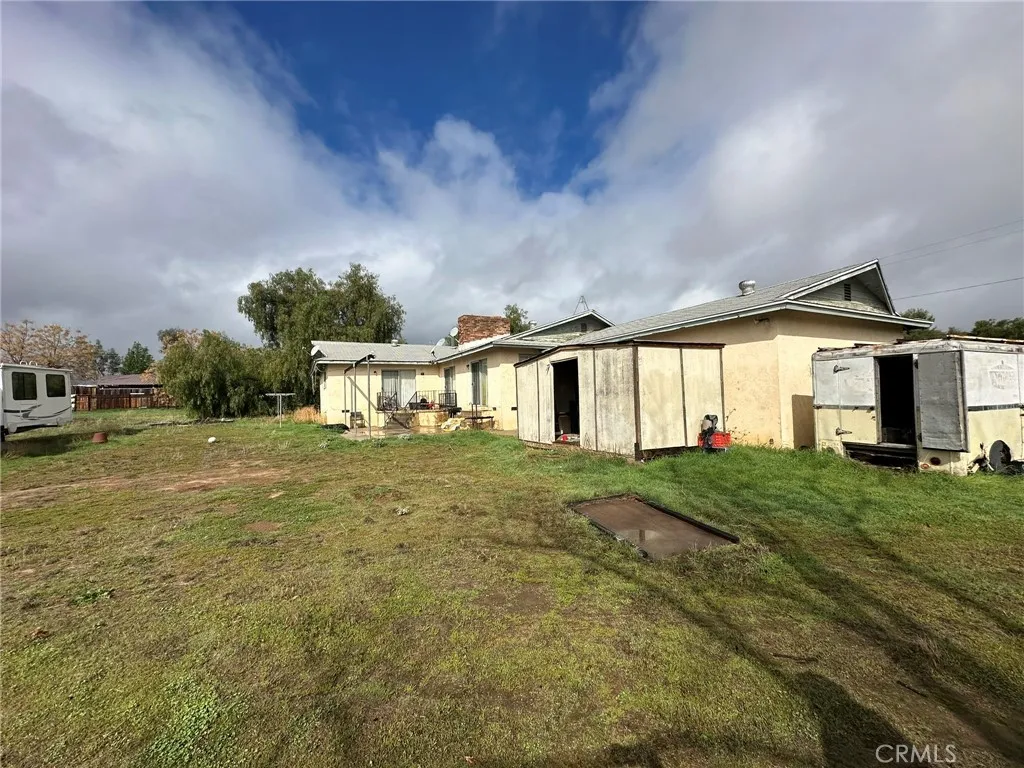 27890 Greenwald Avenue, Perris, California 92570 home-pic-5