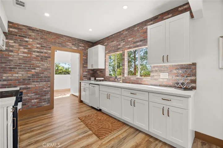8311 Victoria Avenue, Riverside, California 92504
