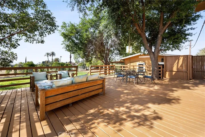 8311 Victoria Avenue, Riverside, California 92504