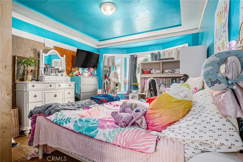 2445 10th Avenue, Oakland, California 94606 home-pic-12