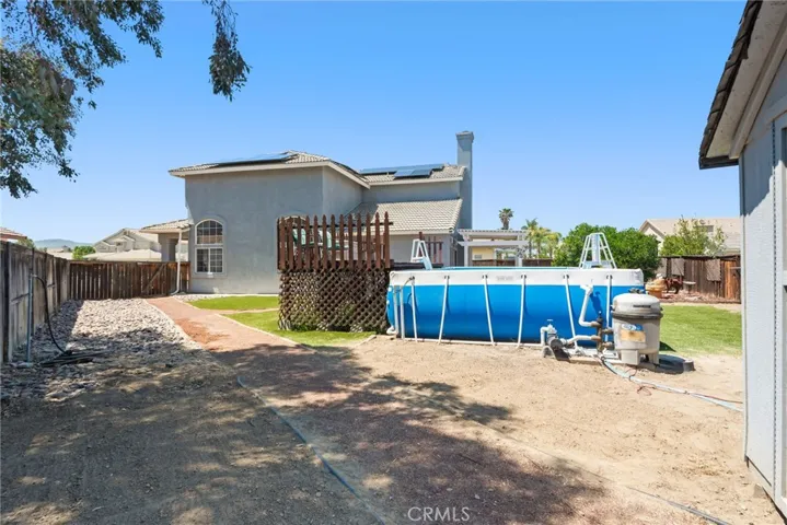 879 Glider Place, San Jacinto, California 92582