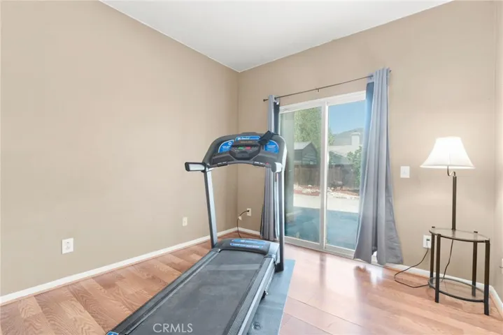 879 Glider Place, San Jacinto, California 92582