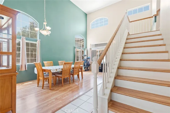 879 Glider Place, San Jacinto, California 92582