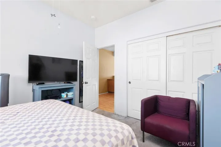 879 Glider Place, San Jacinto, California 92582