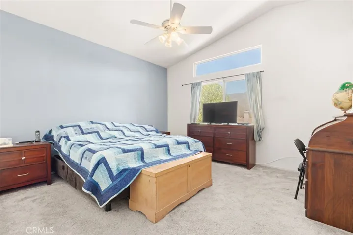 879 Glider Place, San Jacinto, California 92582