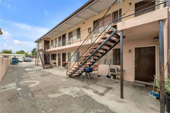 16020 Vanowen Street, Van Nuys, California 91406