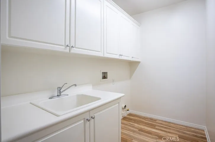 23857 Rio Rancho Way, Valencia, California 91354