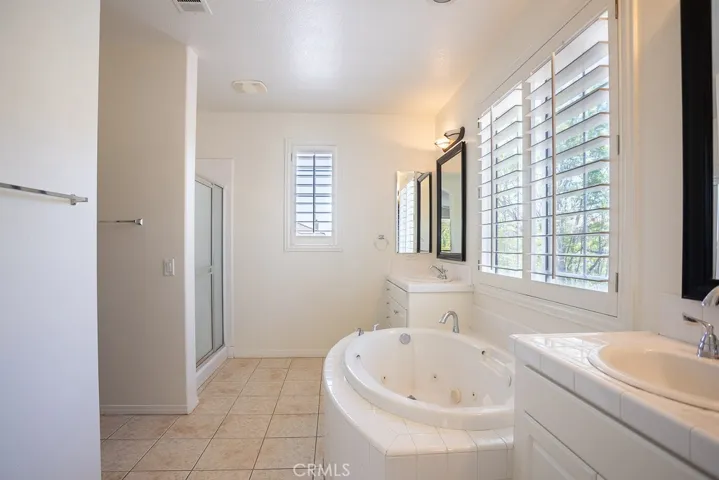 23857 Rio Rancho Way, Valencia, California 91354