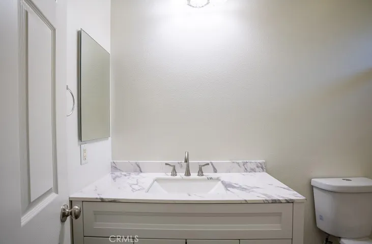 23857 Rio Rancho Way, Valencia, California 91354