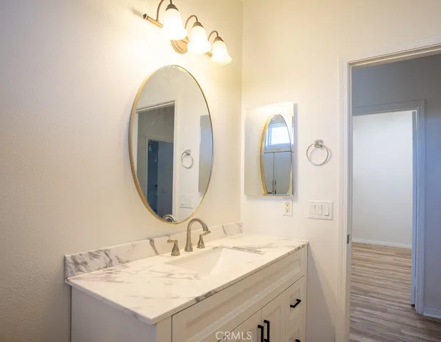 23857 Rio Rancho Way, Valencia, California 91354