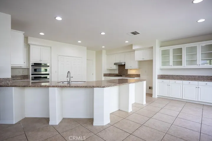 23857 Rio Rancho Way, Valencia, California 91354