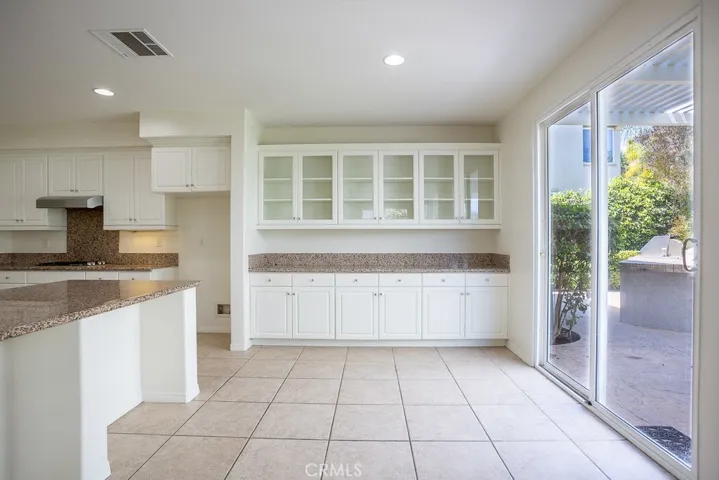 23857 Rio Rancho Way, Valencia, California 91354