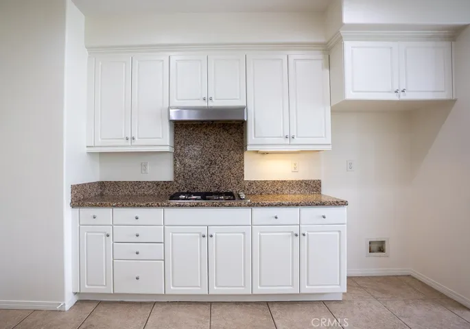 23857 Rio Rancho Way, Valencia, California 91354