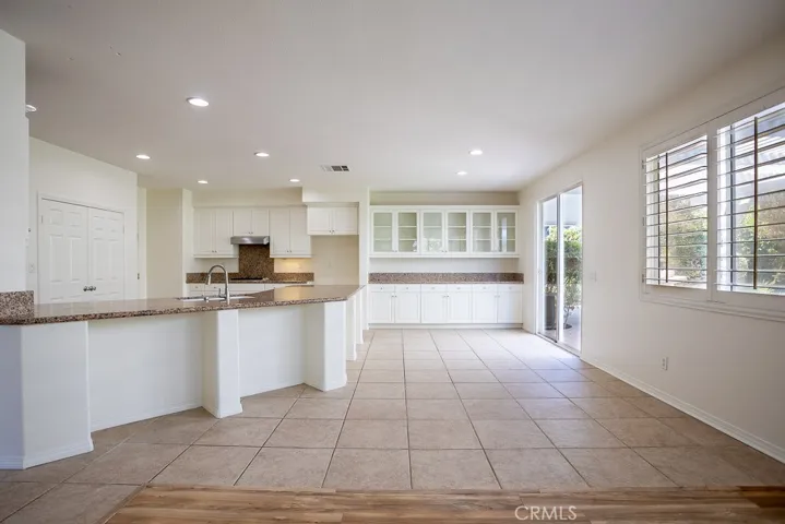 23857 Rio Rancho Way, Valencia, California 91354