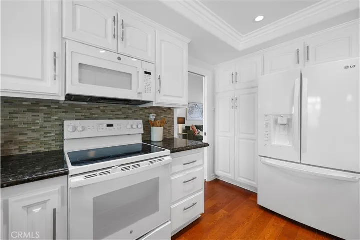 Kitchen is open to Dining Room