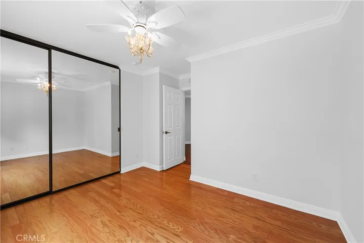 Downstairs Bedroom#4
