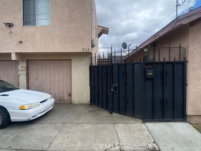 Access door to rear unit