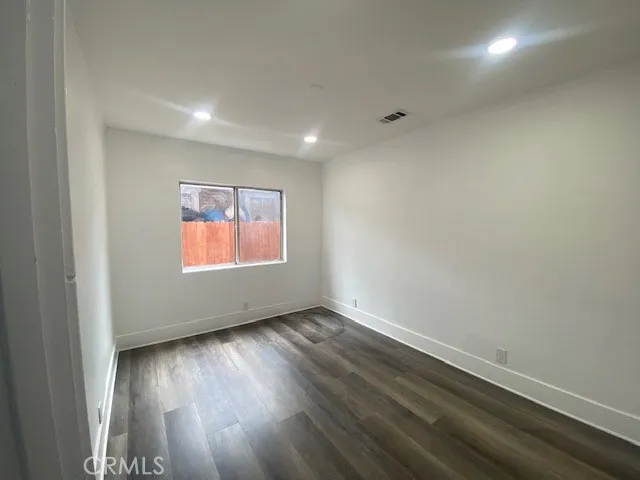 Front Unit 3rd bedroom