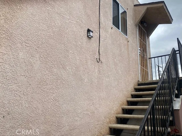 Stairs to 2nd unit