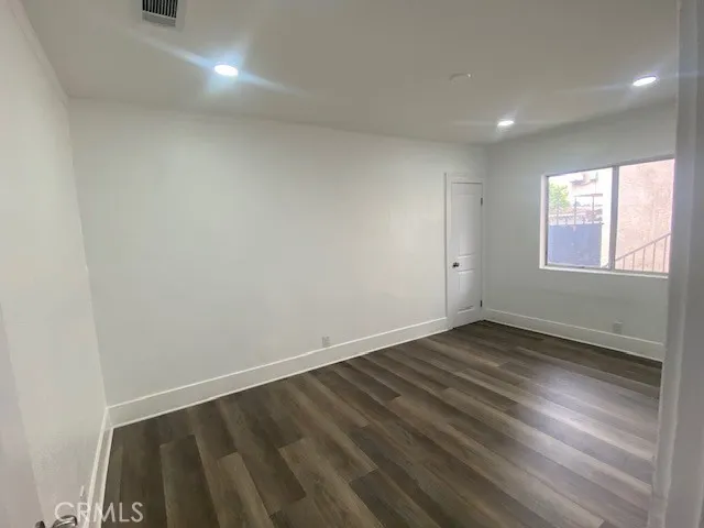 Front Unit 1st Bedroom