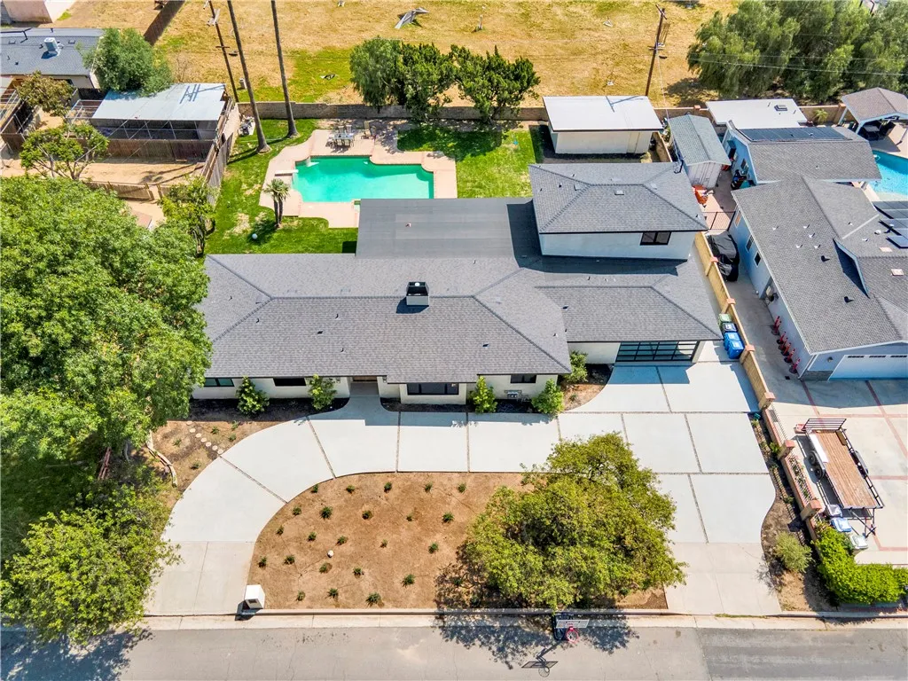 10742 Walnut Drive, Sunland, California 91040 home-pic-28