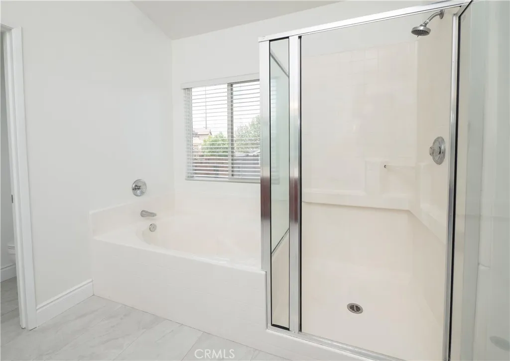 8932 Wedgewood Court, Hesperia, California 92344 home-pic-35