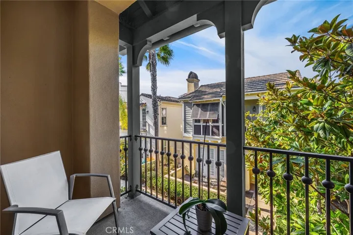 21247 Ronda Circle, Huntington Beach, California 92648