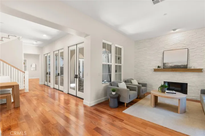 21247 Ronda Circle, Huntington Beach, California 92648