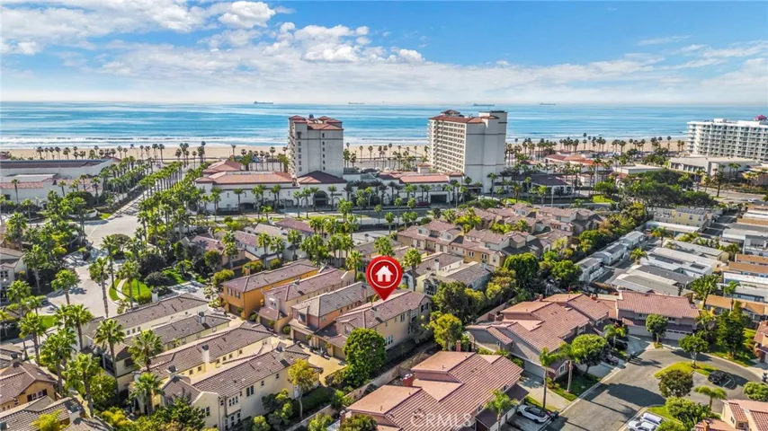 Steps from the sand and sea, and HB resorts, restaurants, shopping, salons, and entertainment.