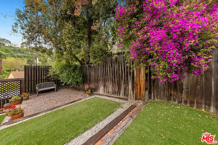 2413 Argosy Way, Los Angeles, California 90068