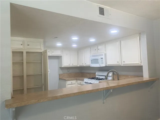 25651 Mont Pointe 9b, Lake Forest, California 92630