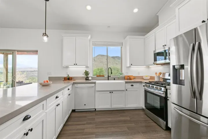 2918 Vista Del Rio, Fallbrook, California 92028