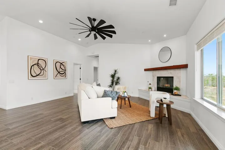2918 Vista Del Rio, Fallbrook, California 92028