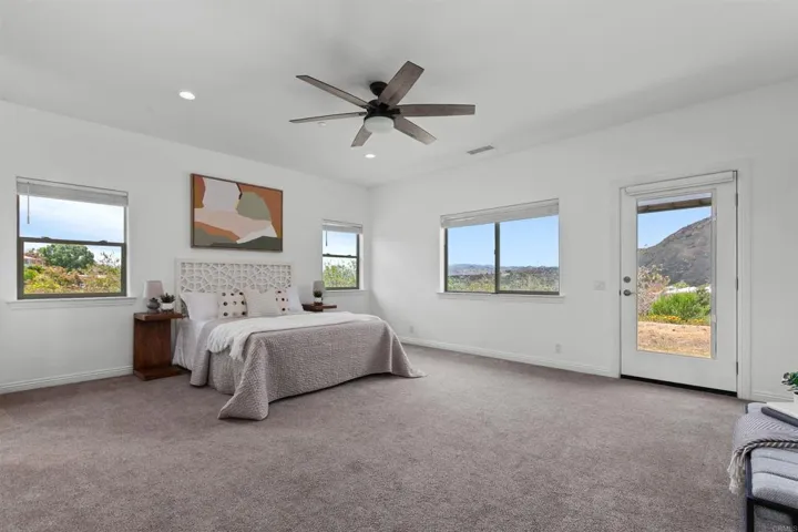 2918 Vista Del Rio, Fallbrook, California 92028