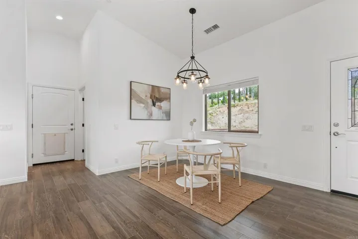 2918 Vista Del Rio, Fallbrook, California 92028