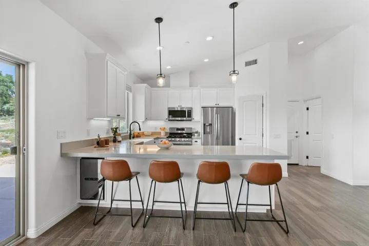 2918 Vista Del Rio, Fallbrook, California 92028