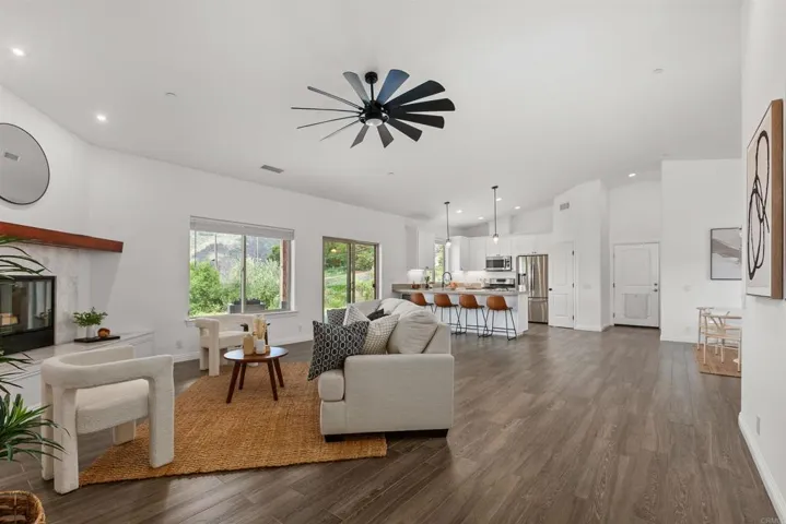 2918 Vista Del Rio, Fallbrook, California 92028