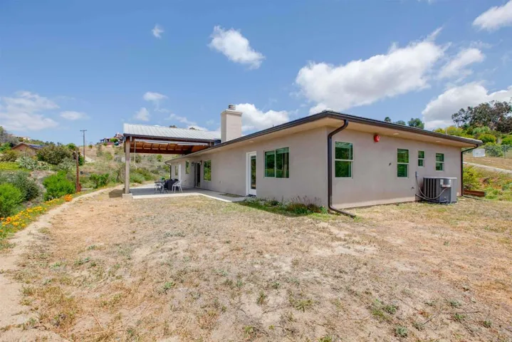 2918 Vista Del Rio, Fallbrook, California 92028