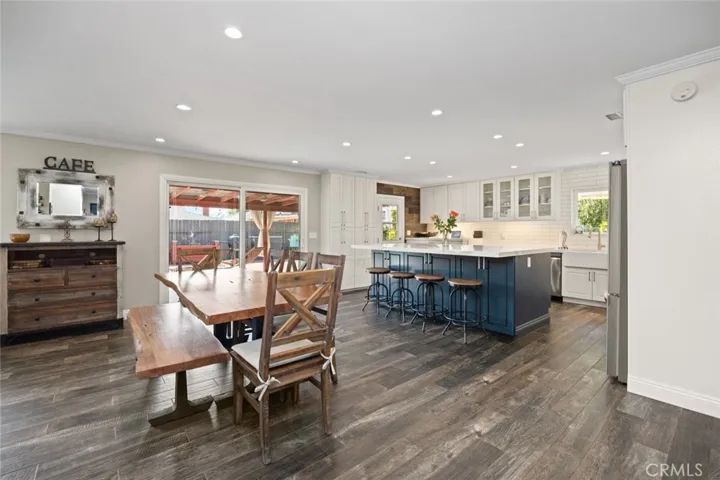 5681 Casa Loma Avenue, Yorba Linda, California 92886
