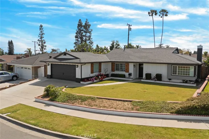 5681 Casa Loma Avenue, Yorba Linda, California 92886