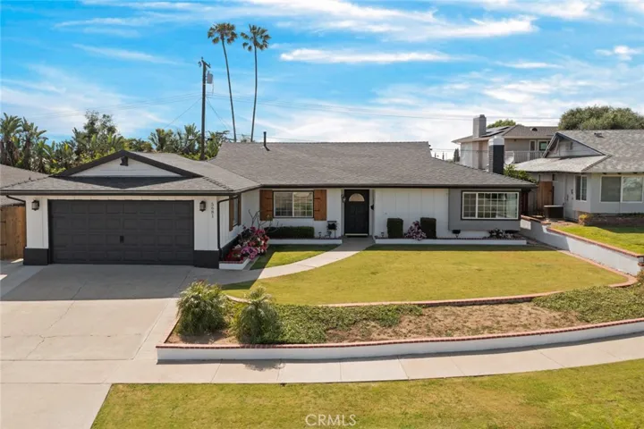 5681 Casa Loma Avenue, Yorba Linda, California 92886