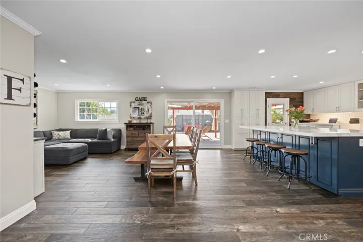 5681 Casa Loma Avenue, Yorba Linda, California 92886