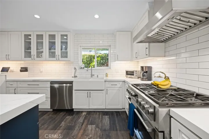 5681 Casa Loma Avenue, Yorba Linda, California 92886