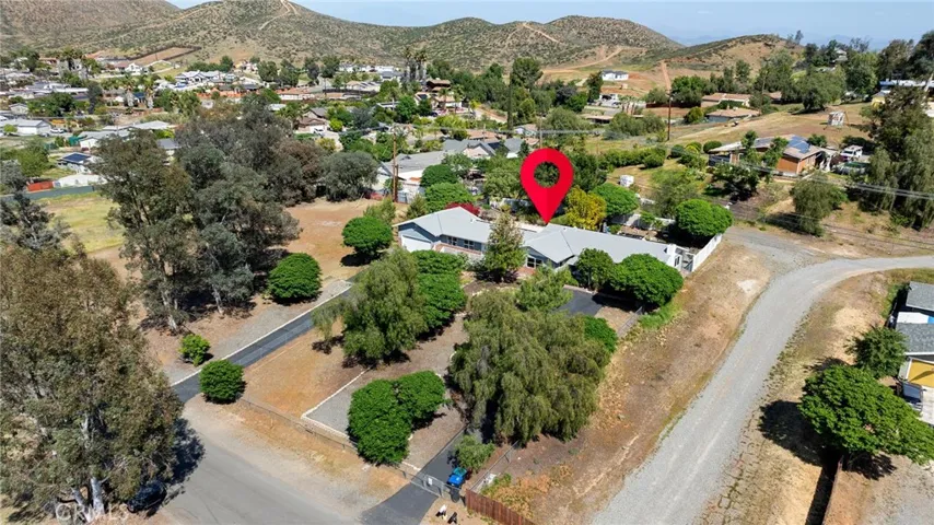29020 Avenida De Las Flores, Menifee, California 92587