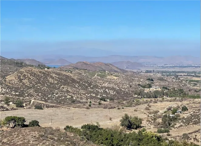 7 Martin Road, Hemet, California 92544