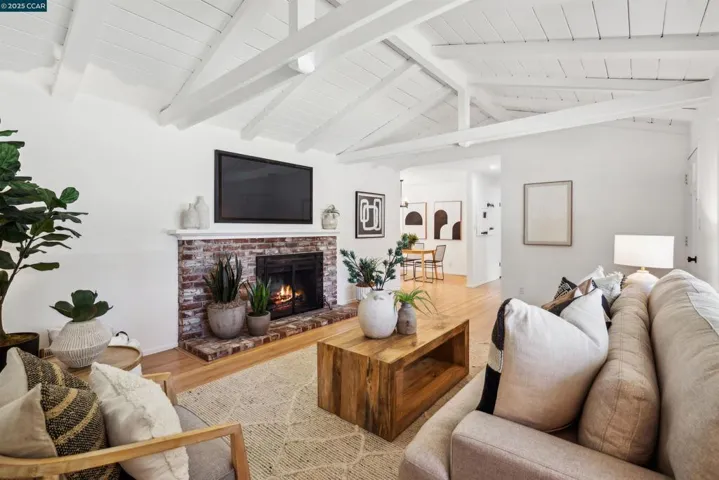3471 Monroe Ave, Lafayette, California 94549