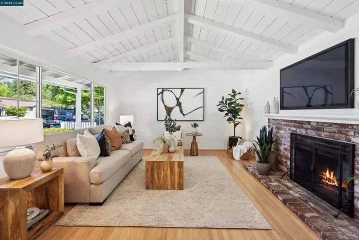 3471 Monroe Ave, Lafayette, California 94549