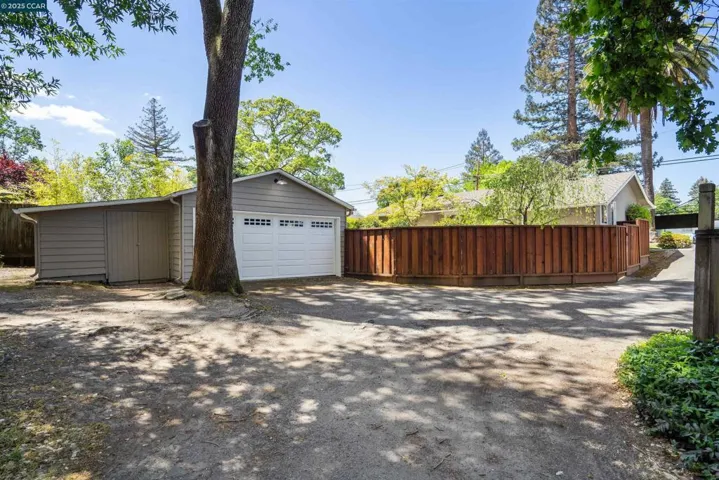 3471 Monroe Ave, Lafayette, California 94549