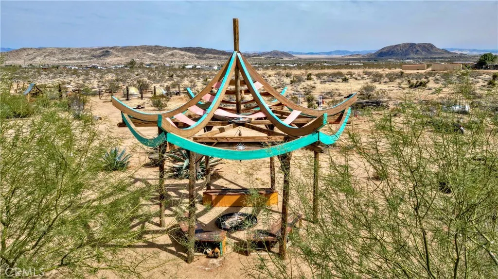 1919 Acoma Trail, Landers, California 92285 home-pic-56